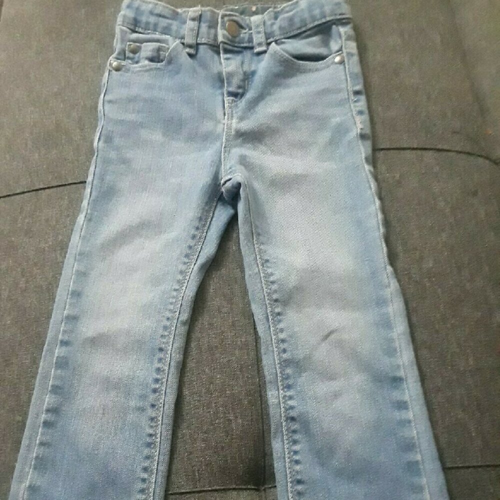 OshKosh B'gosh Classic Blue Jeans Comfortable Fit
